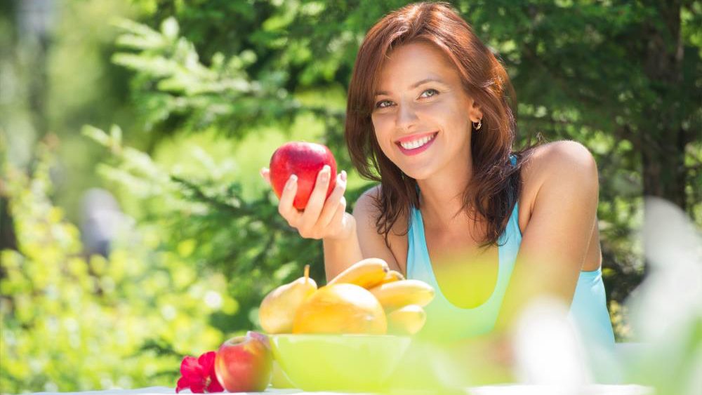 Nutritional therapist: Boost your mood in three days with the “happiness diet”