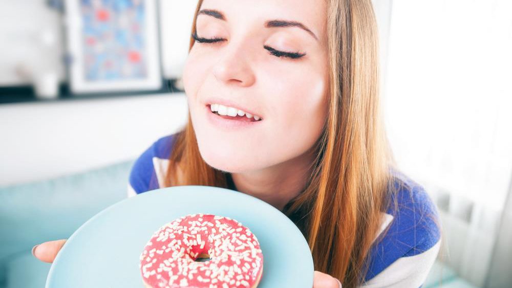 Inhale, don’t chew: Smelling fattening foods can help reduce your cravings