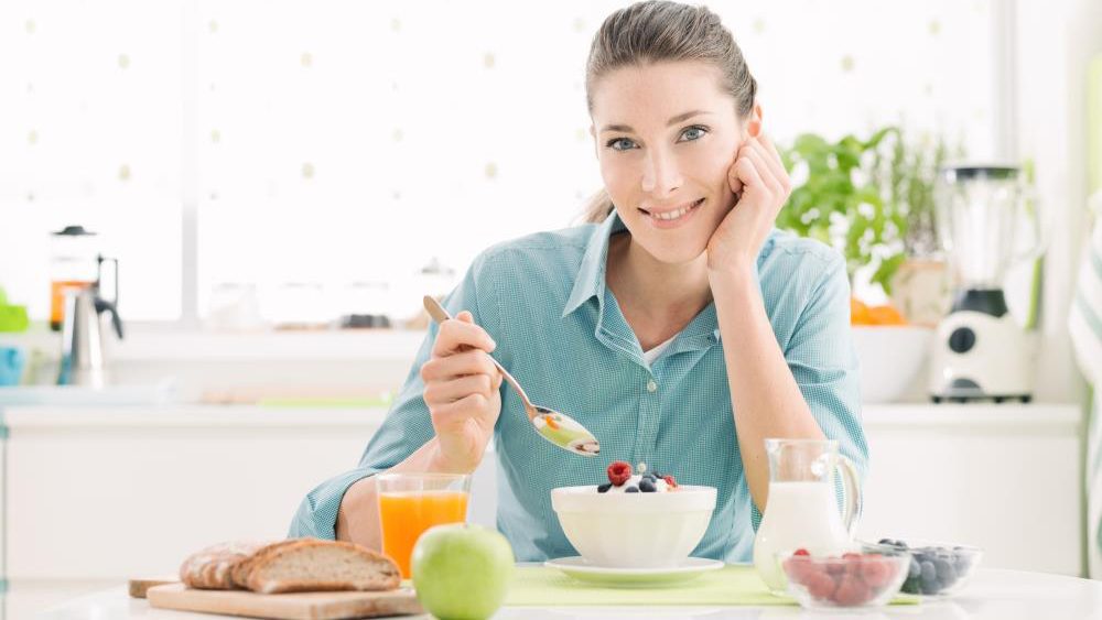 To breakfast or not to breakfast: That is the question for dieters