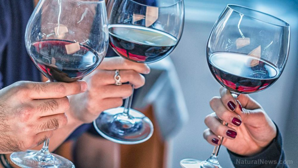 Everything in moderation: Drinking a glass of wine daily helps lower depression risk
