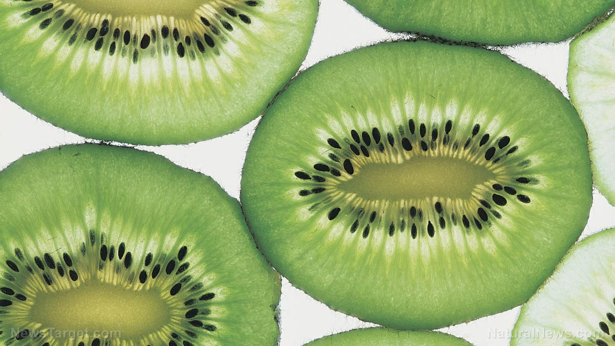 7 Reasons to start eating more KIWIFRUIT, a superfood for optimal health