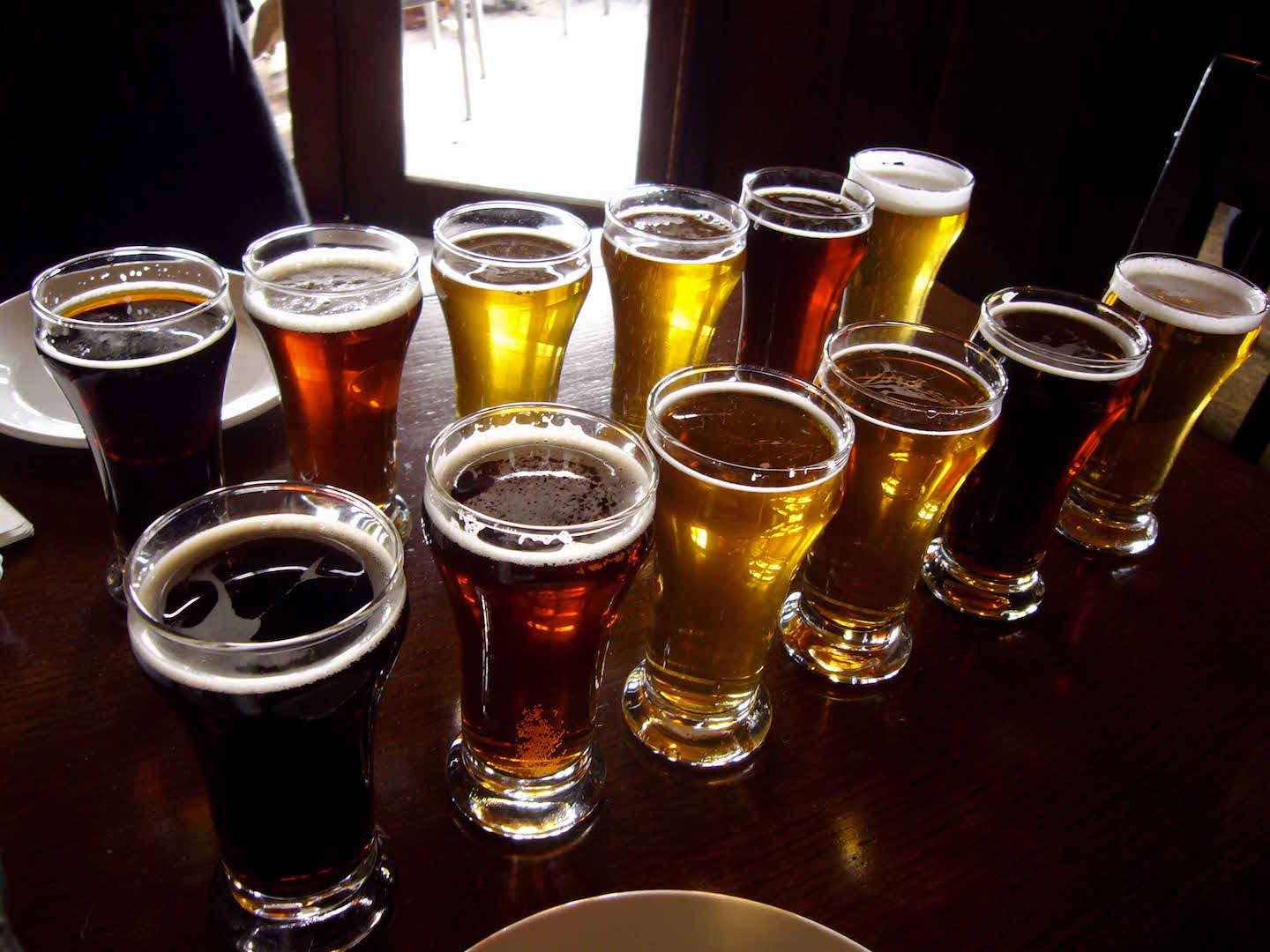 Celiac disease and gluten sensitivity: Is there such a thing as gluten-free beer?