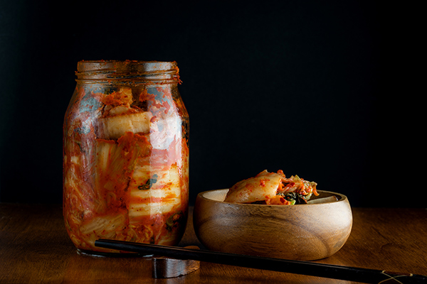 9 Reasons to eat more kimchi, a fermented side dish made from various veggies (recipe included)