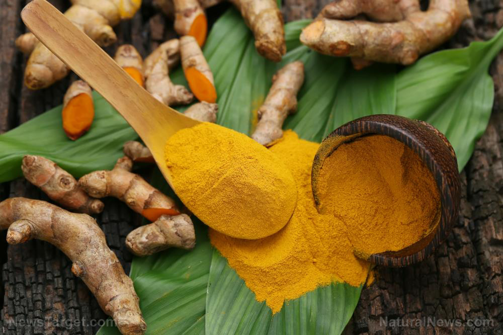 Superfood duos: Boost the bioavailability of turmeric with black pepper