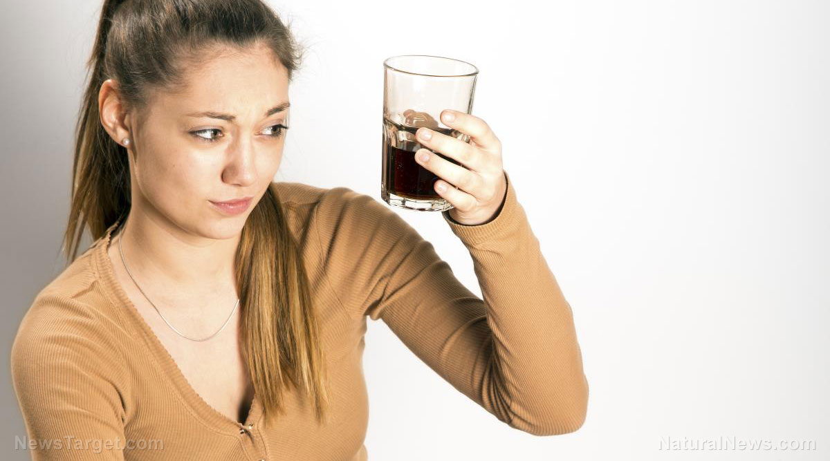 Deceptive and unhealthy: The 5 negative side effects of drinking diet soda