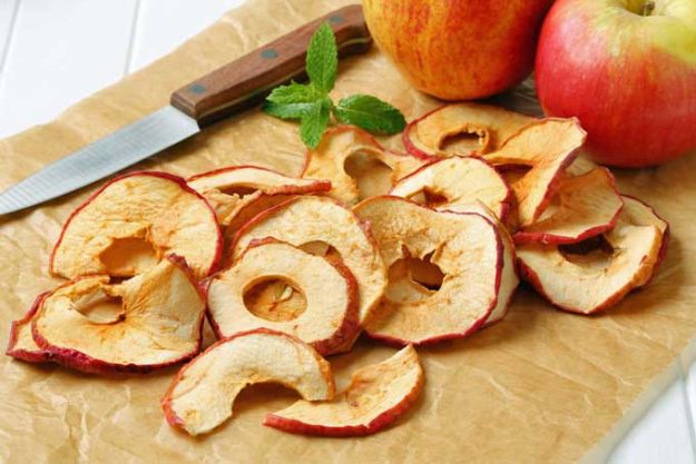 Food preservation 101: A step-by-step guide to air-drying fruits