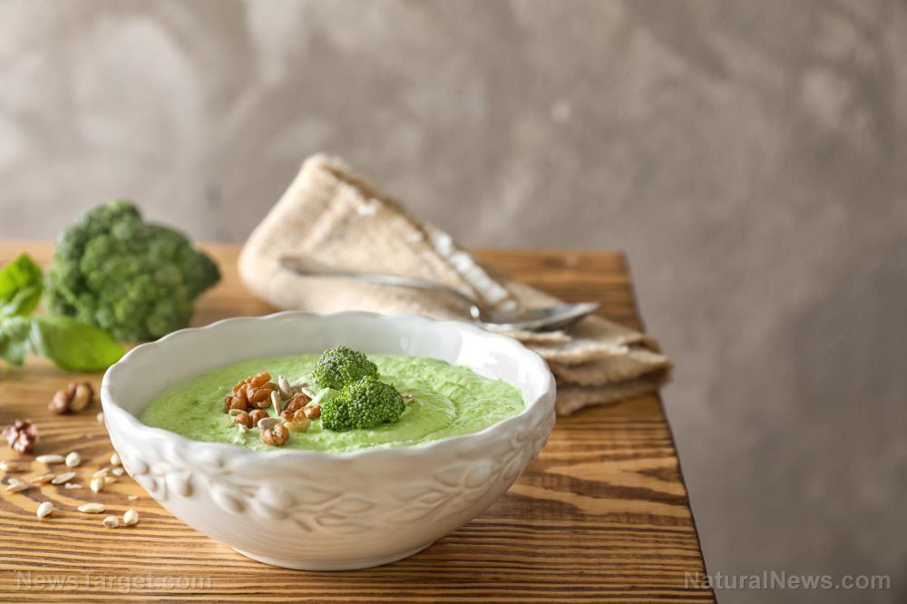 Anti-inflammatory superfoods: Fight inflammation with this creamy broccoli soup recipe
